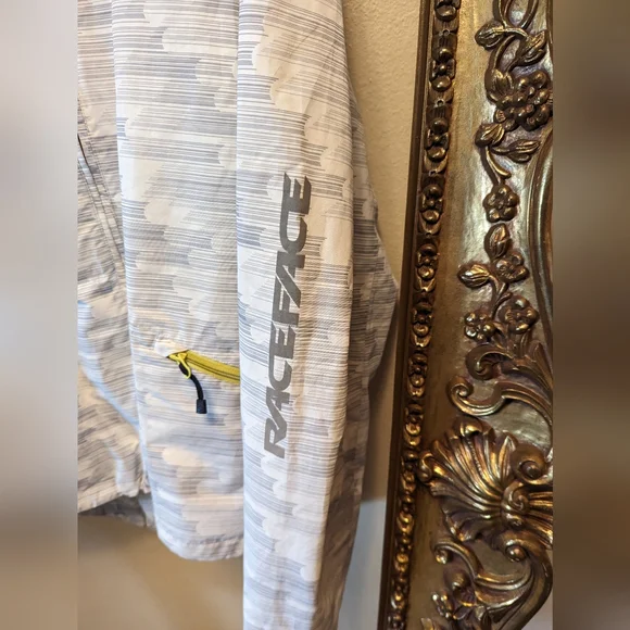 RACE FACE SHELL SZ XXL - Picture 3 of 6